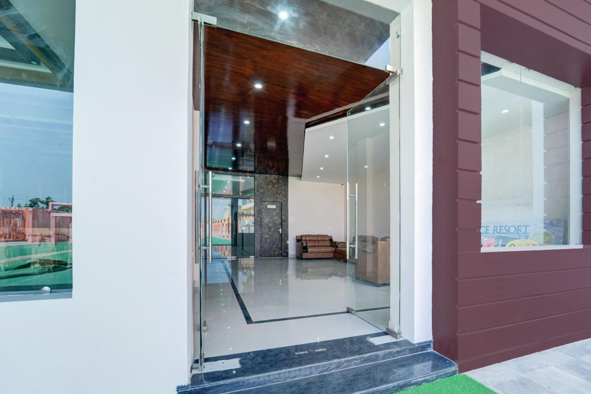 Hotel O The Elegance Resort Danapur Exterior photo