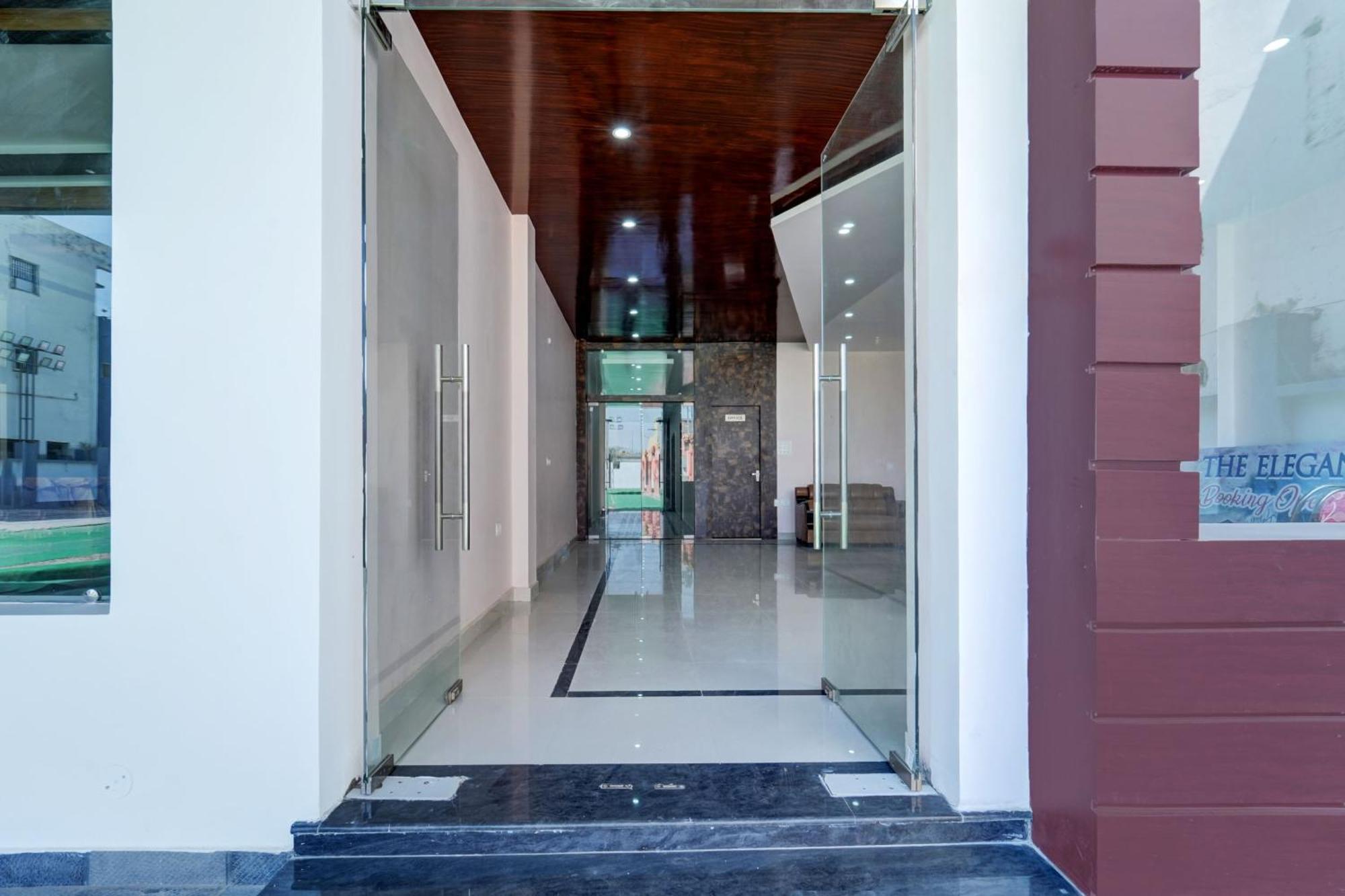 Hotel O The Elegance Resort Danapur Exterior photo