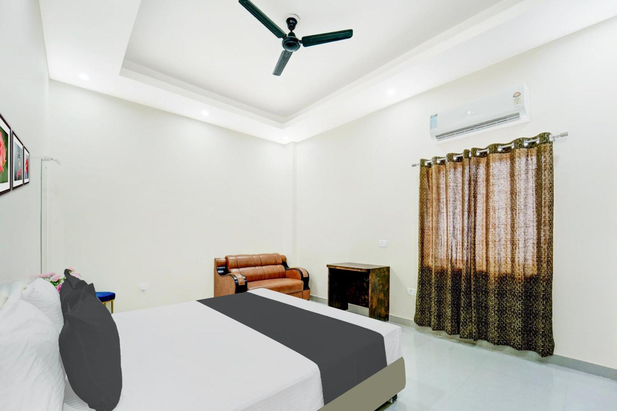 Hotel O The Elegance Resort Danapur Exterior photo