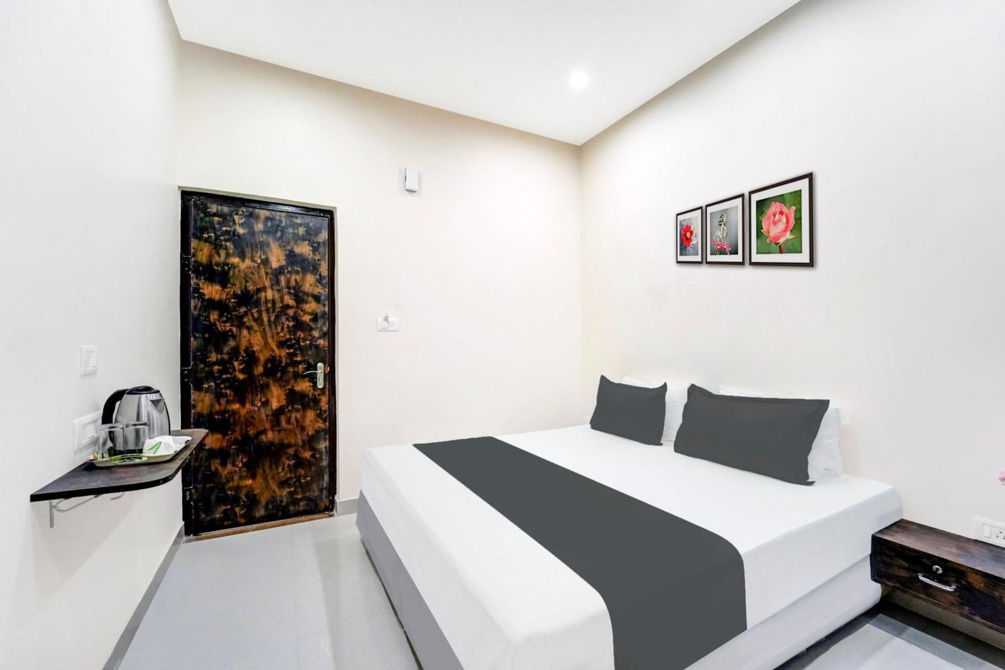 Hotel O The Elegance Resort Danapur Exterior photo