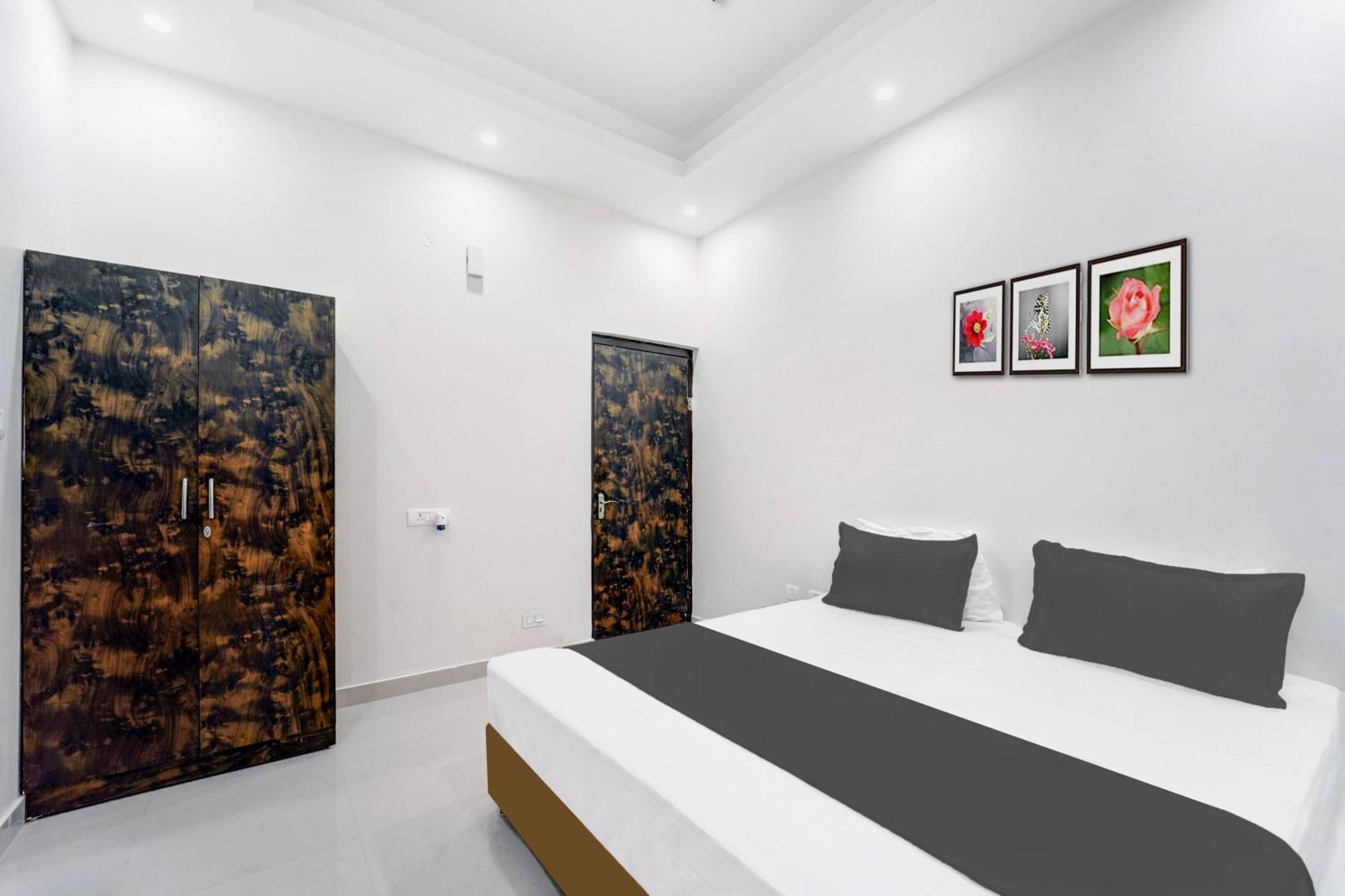 Hotel O The Elegance Resort Danapur Exterior photo